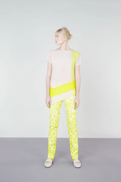 Look 25